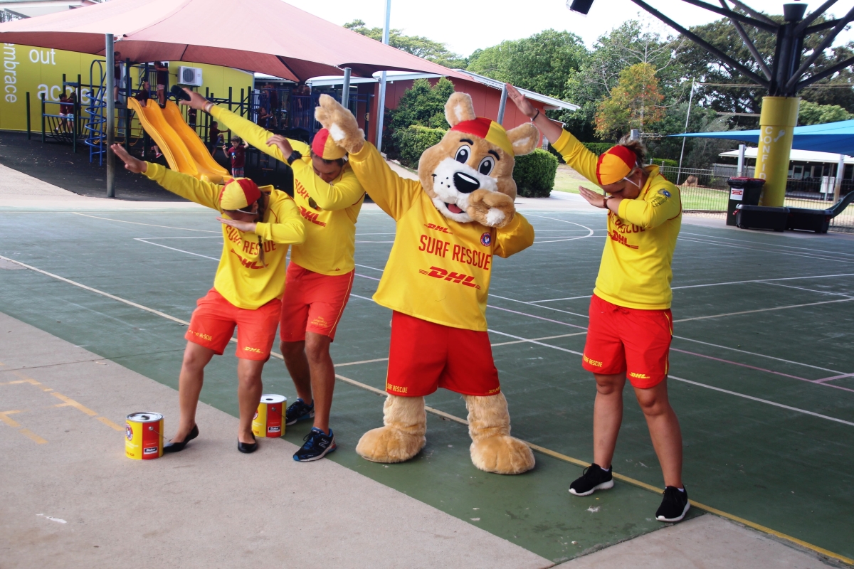 point lookout surf lifesaving club lifesavers and mascot fundraising